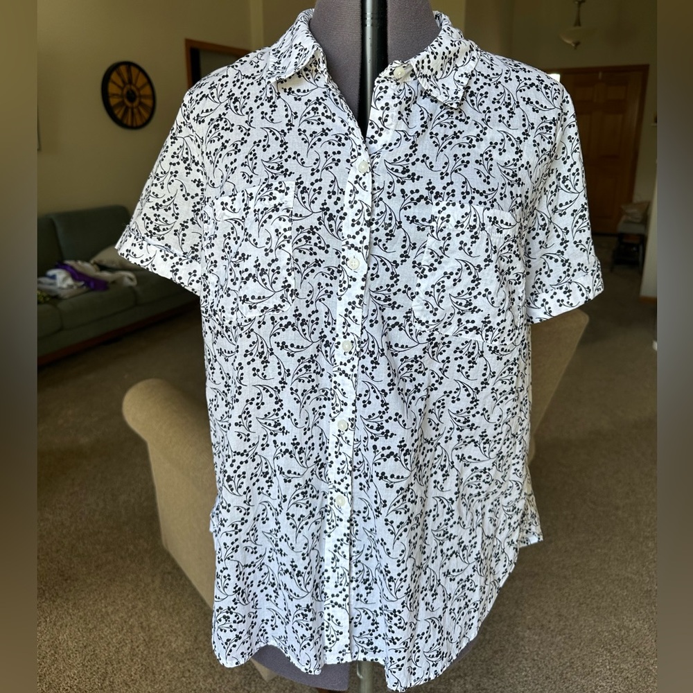 Tommy Hilfiger Button up Collared Cotton Floral Print Black & White camp…
